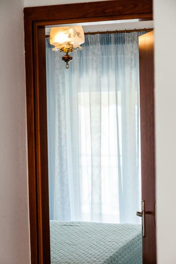 Casa Bianca Μεζονέτα Με Θέα Στη Θάλασσα Apartman Néosz Marmarász Kültér fotó